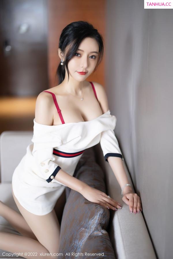 王馨瑶  [XiuRen]高清写真图 2022.05.05 No.4963 王馨瑶yanni第39张图片